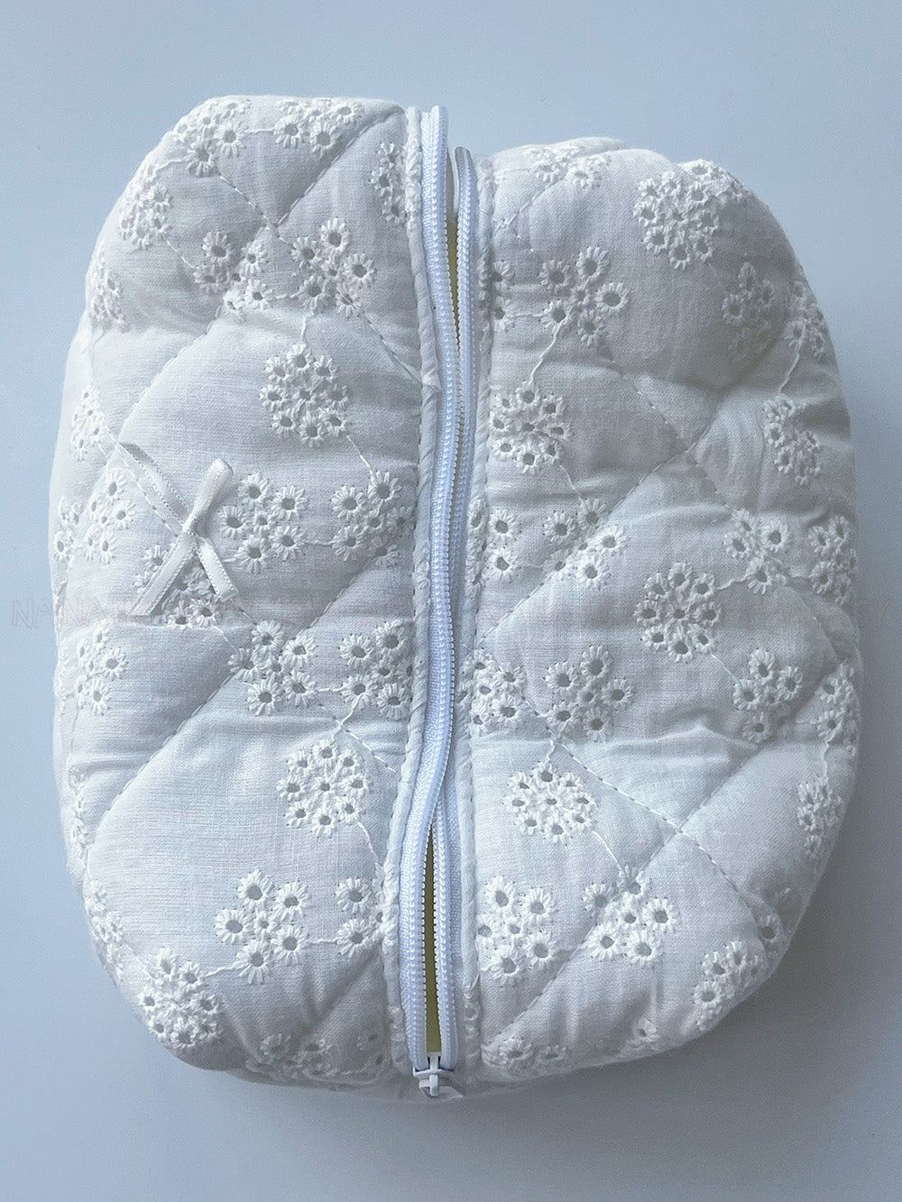 Little Fat Pure White Embroidered Makeup Bag