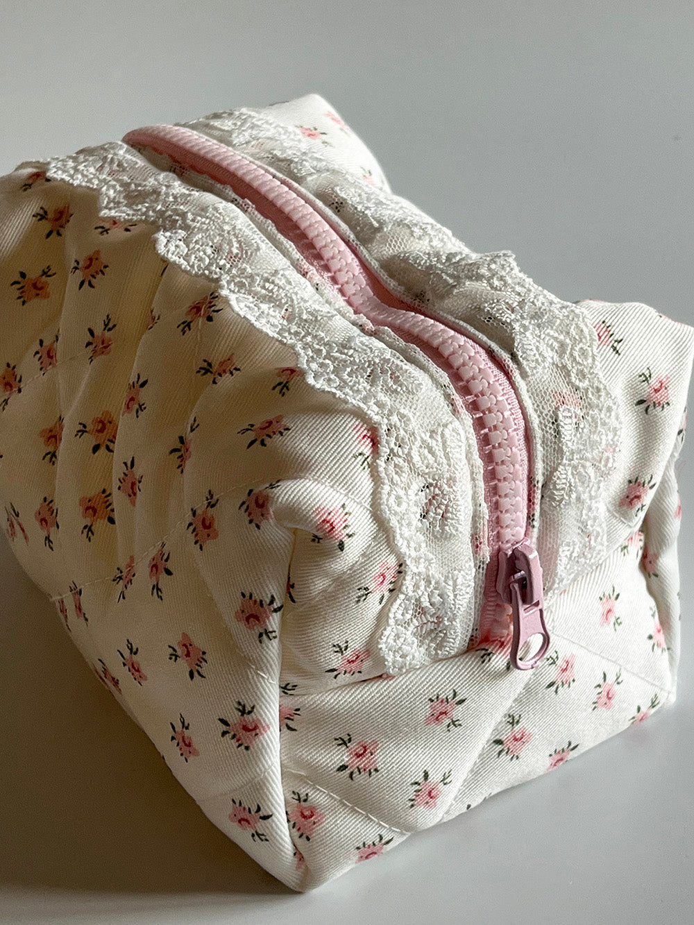 Lace-Trimmed Dreamy Garden Pink Floral Makeup Pouch