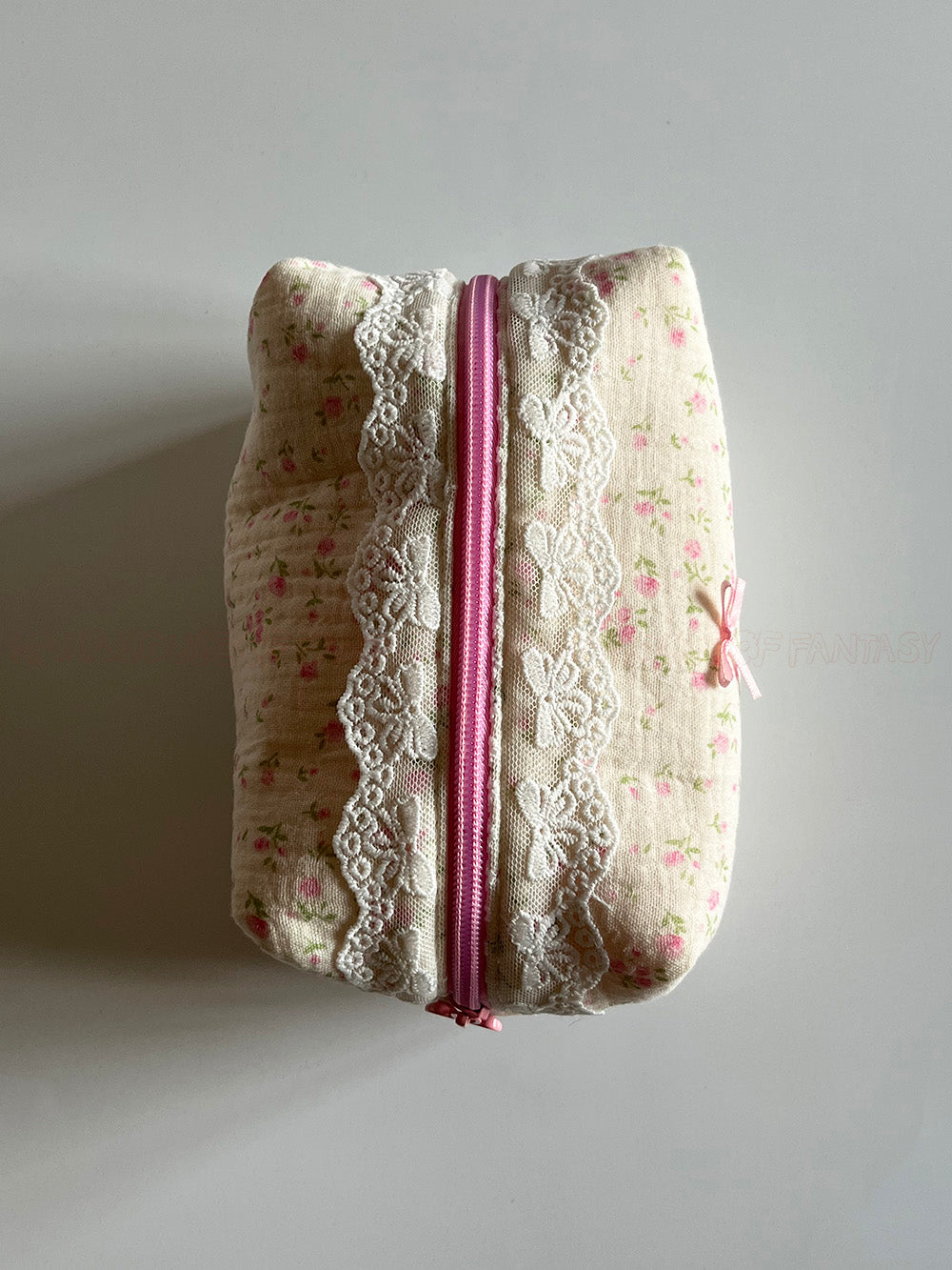 Lace-Trimmed Bowknot Little Rose Makeup Pouch